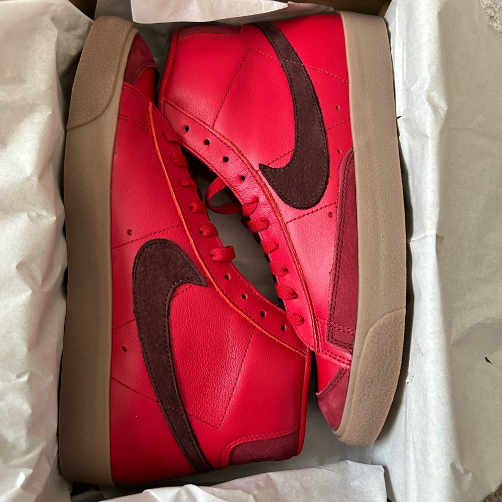 Nike Men's Blazer Mid ‘77 Vintage